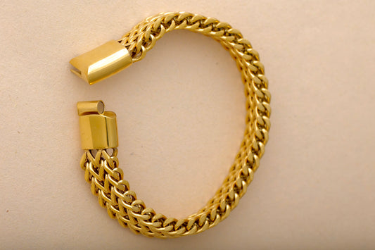 MENS 18k GOLD PLATED LOCK BRACELET