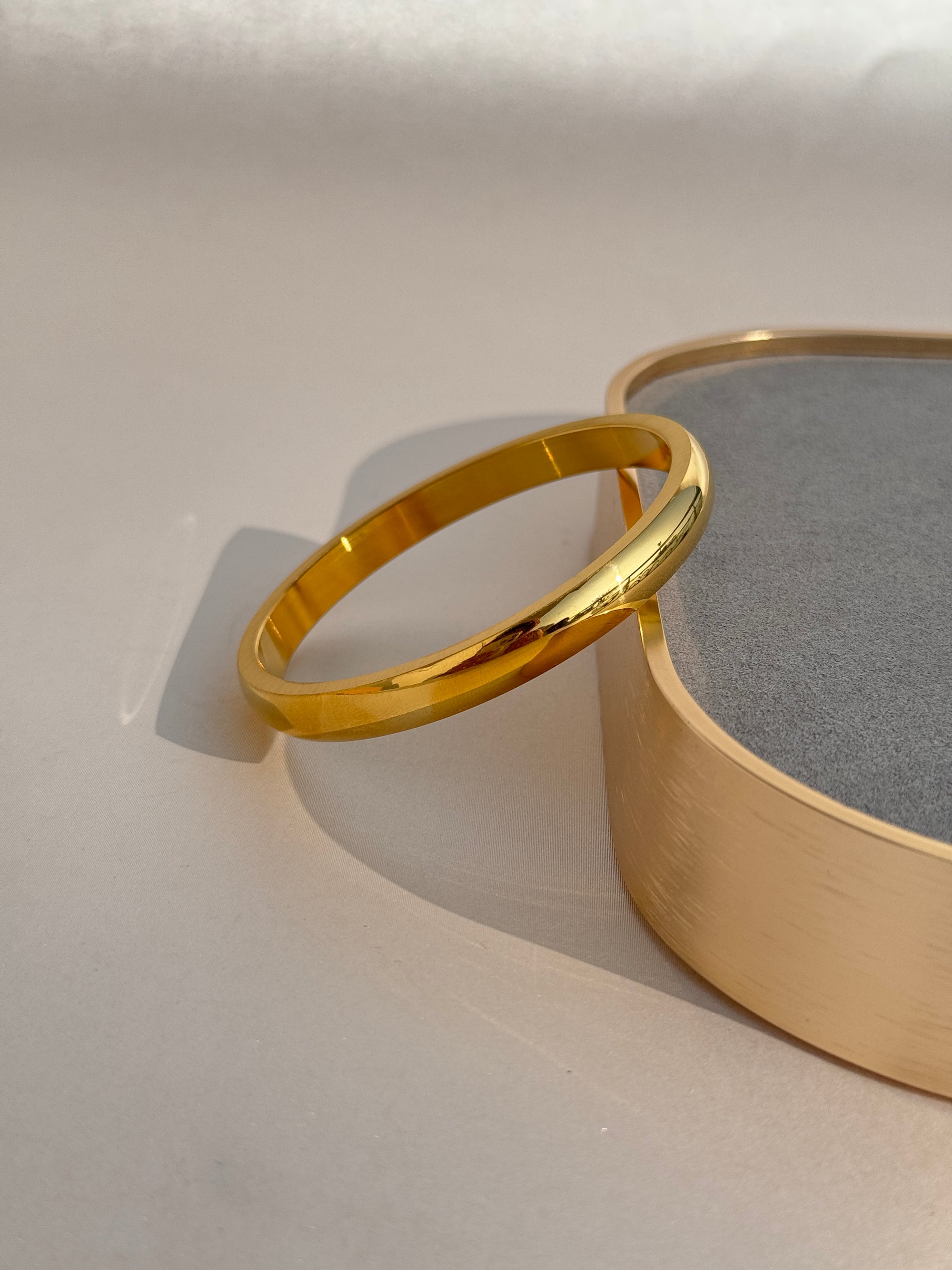 MENS 22K GOLD PLATED PLAIN KADA - 8Mm
