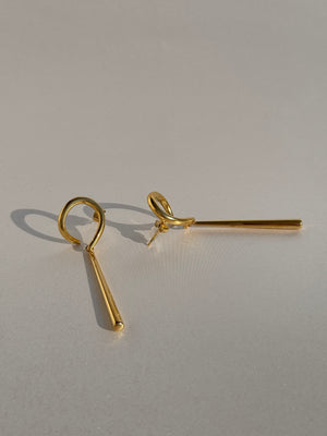18k GOLD PLATED DROP EARRINGS