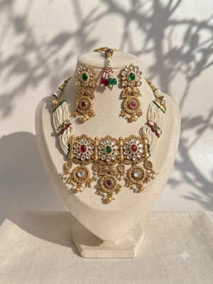 ANTIQUE KUNDAN GOLD PLATED NECKLACE