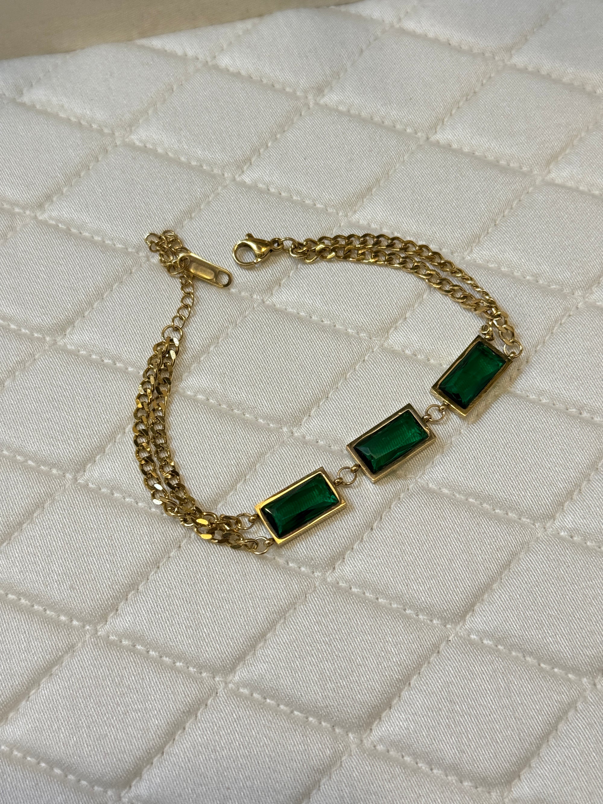 18K GOLD PLATED ANTI TARNISH EMERALD BRACELET