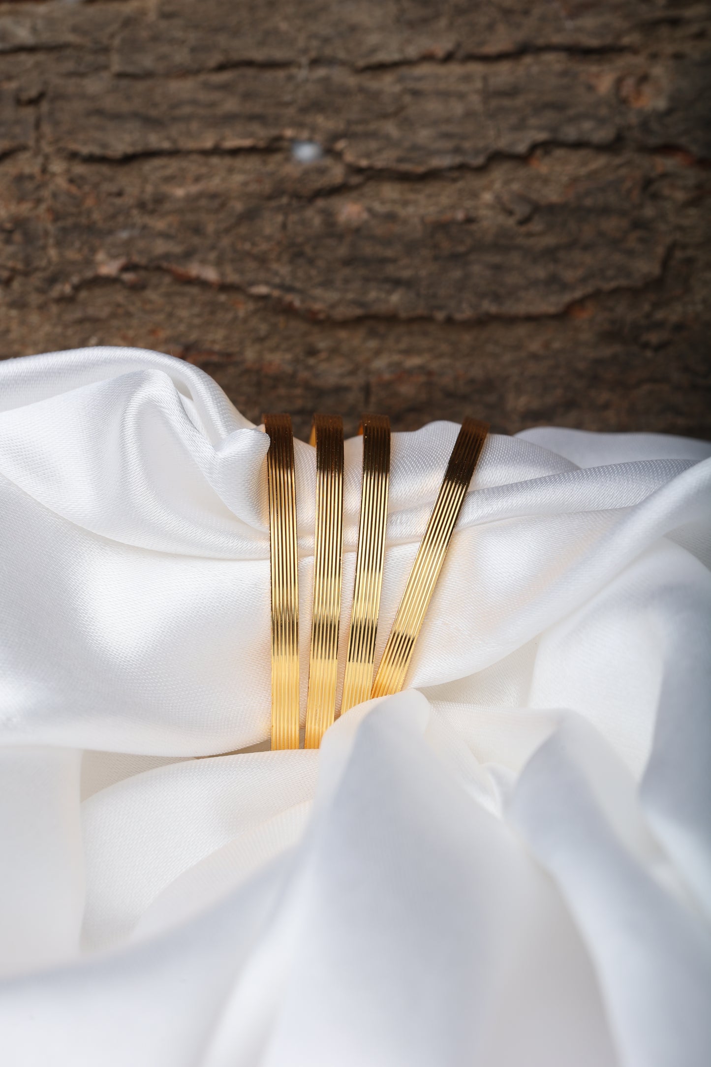 MICRO GOLD PLATED PLAIN BANGLES
