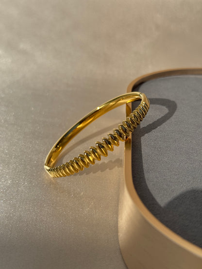 18K GOLD PLATED ANTI TARNISH BRACELET