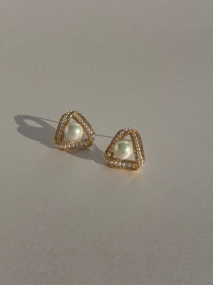 CZ NATURAL PEARLS STUDS