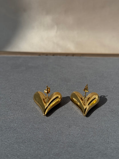 18k ANTI TARNISH GOLD PLATED HEART EARRINGS