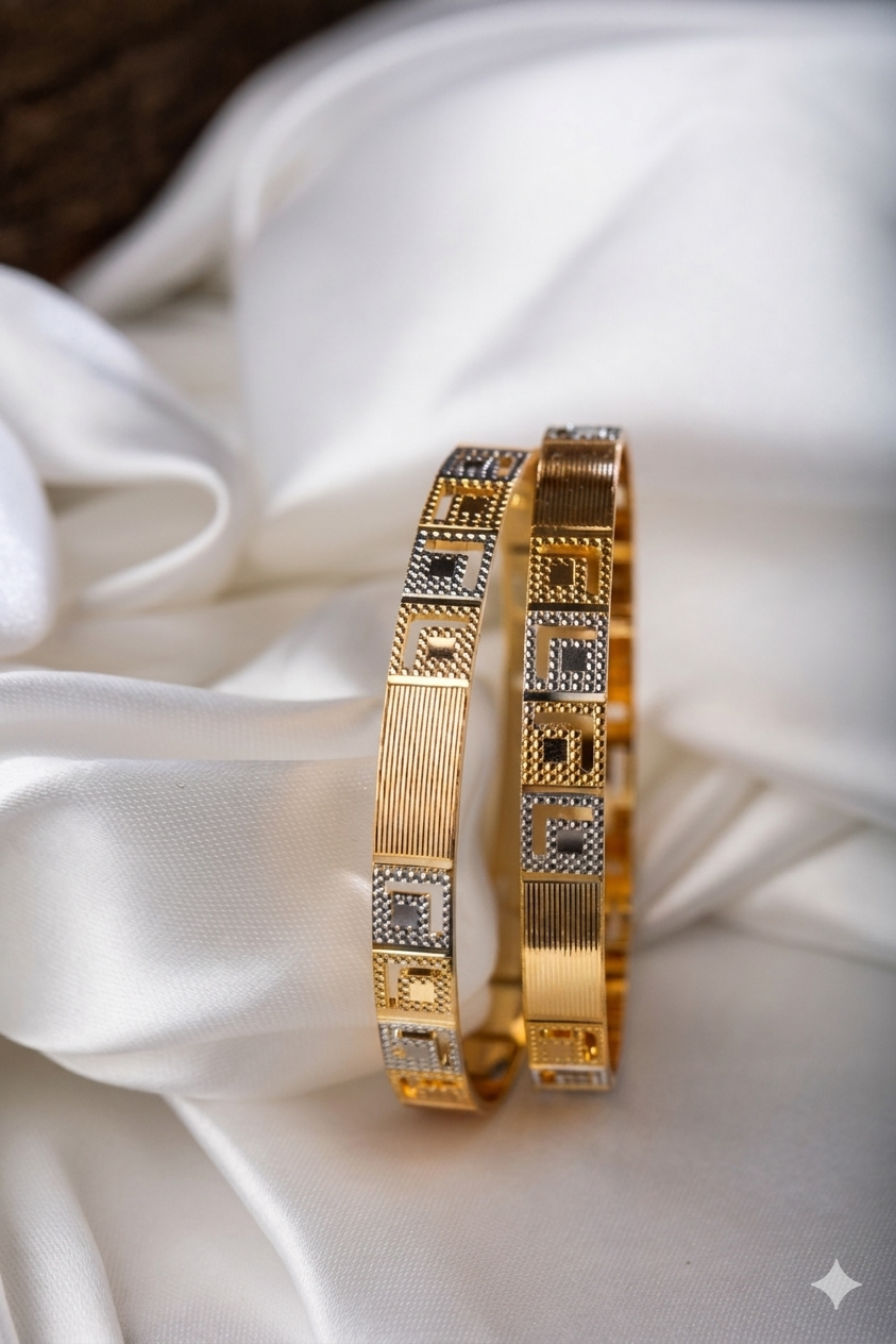 MICRO GOLD PLATED DAILYWEAR BANGLE