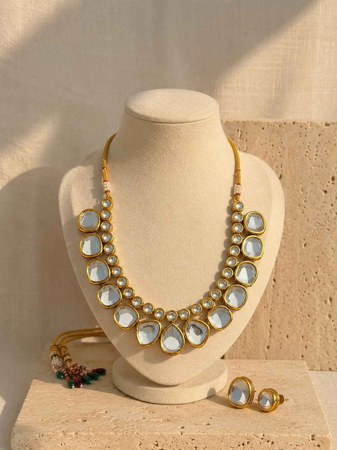 ANTIQUE GOLD PLATED CHOKER