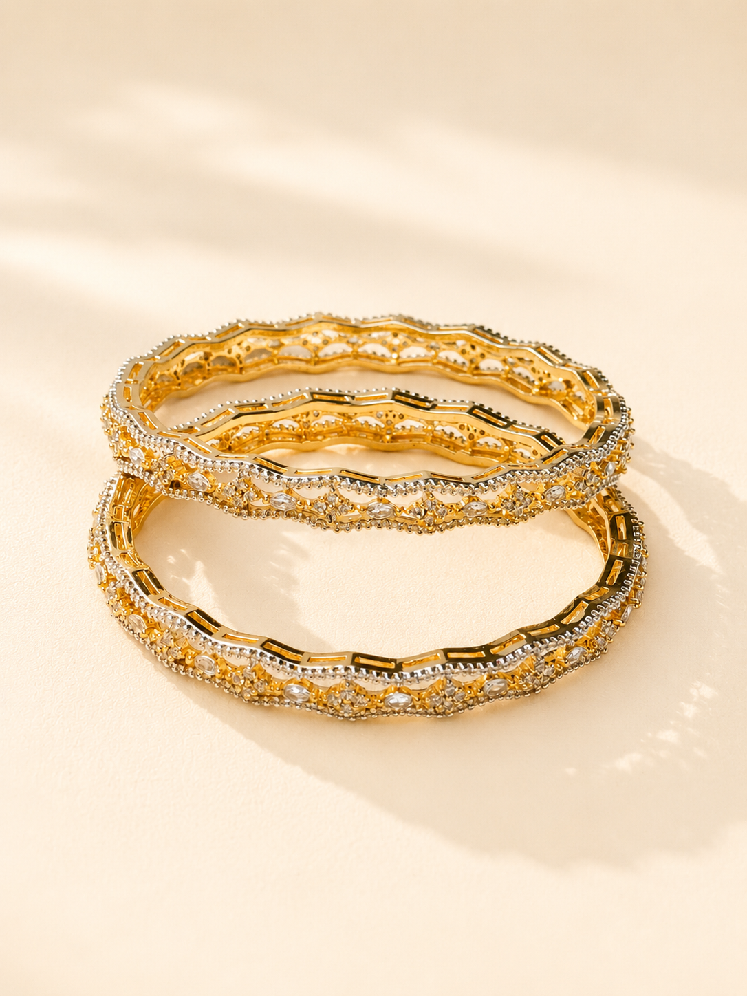 ANTIQUE MICRO GOLD PLATED ZIRCON BANGLES