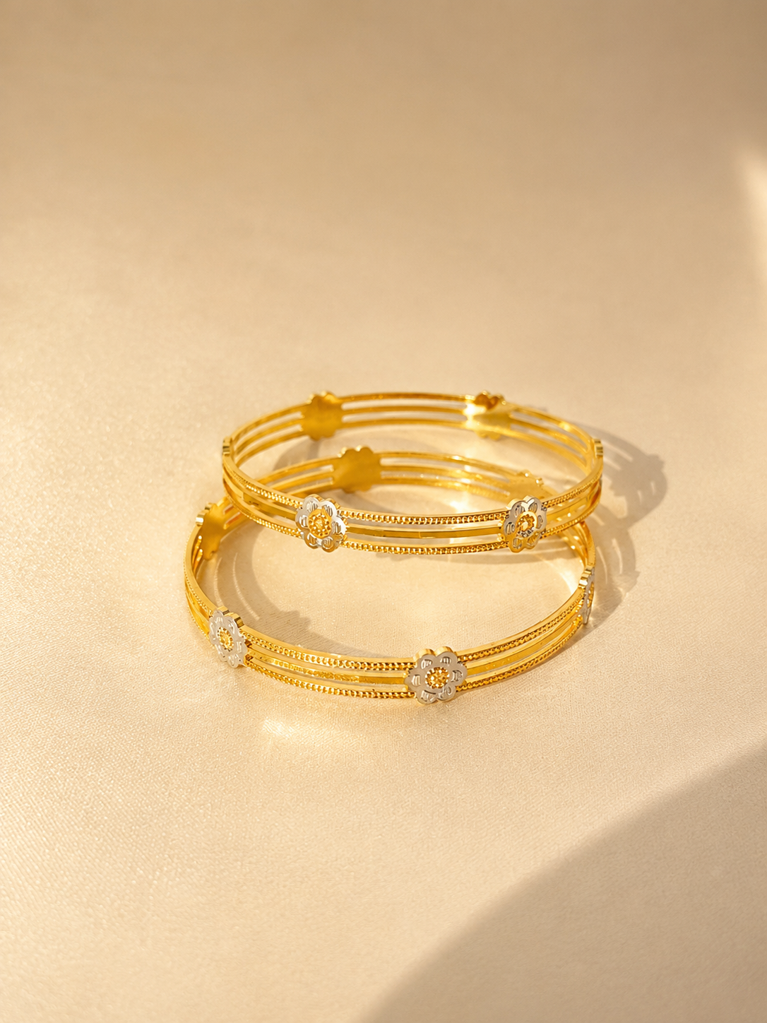 MICRO GOLD PLATED ANTI TARNISH BANGLES
