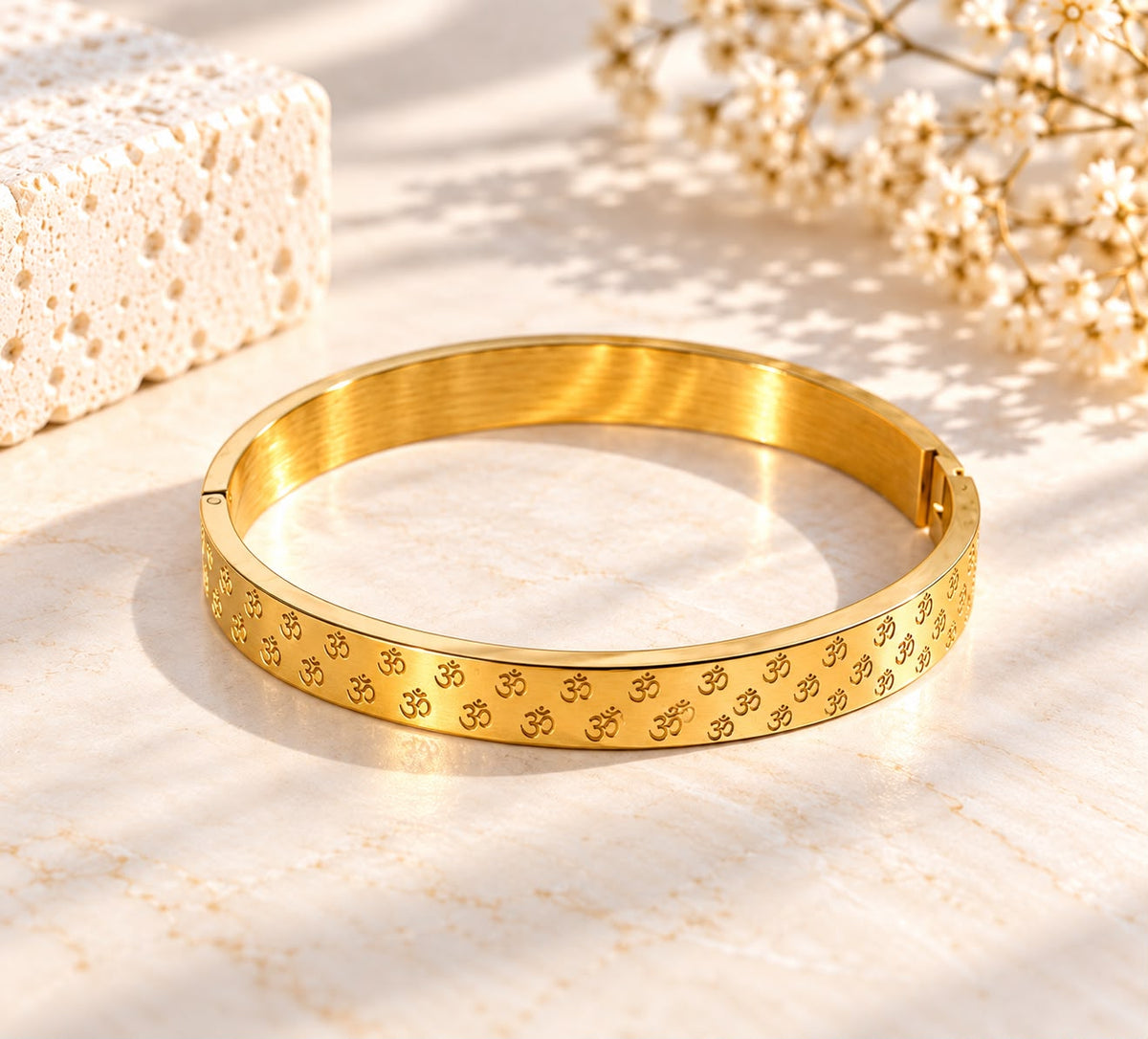 OM GOLD PLATED MENS KADA