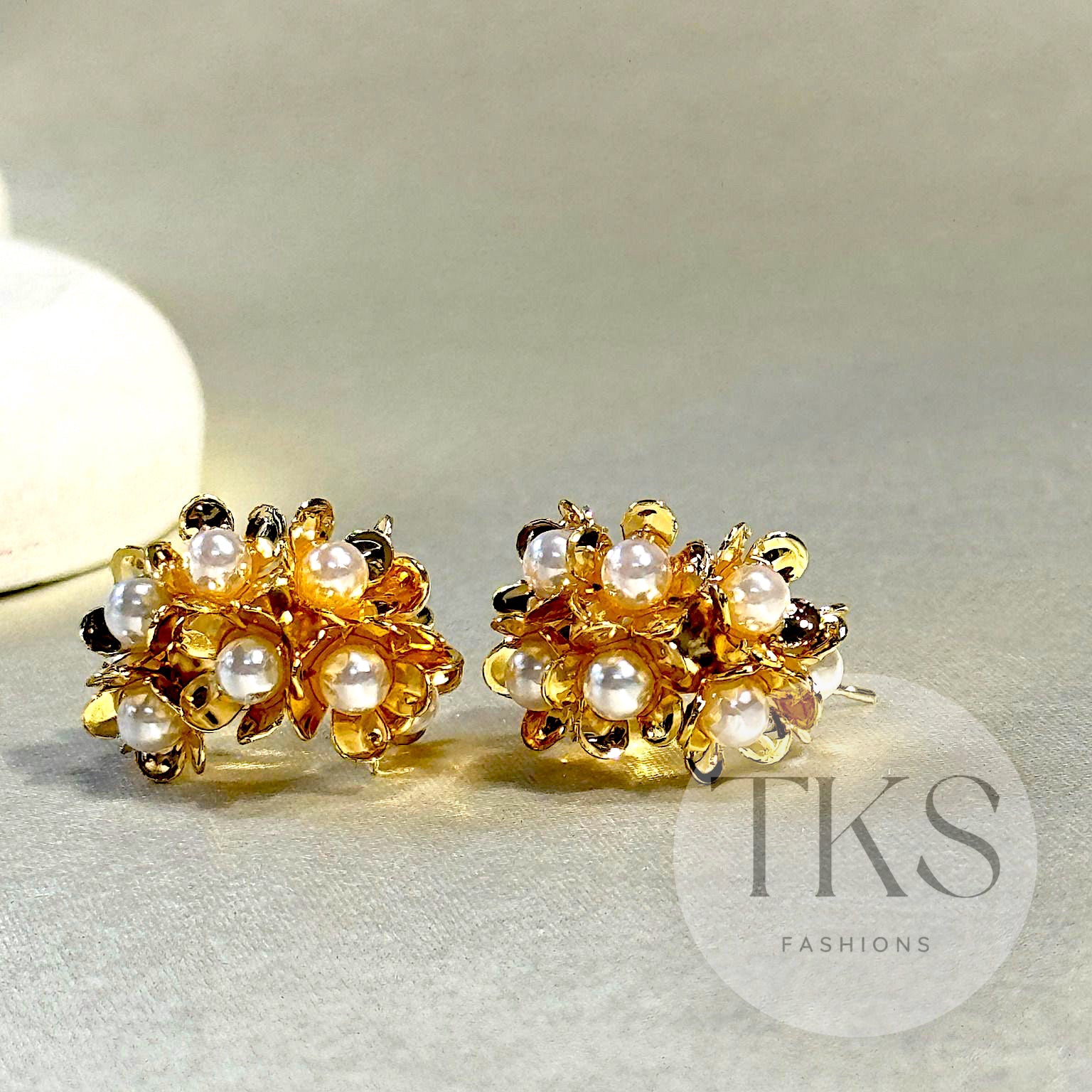 18K GOLD PLATED PEARLS EARRINGS