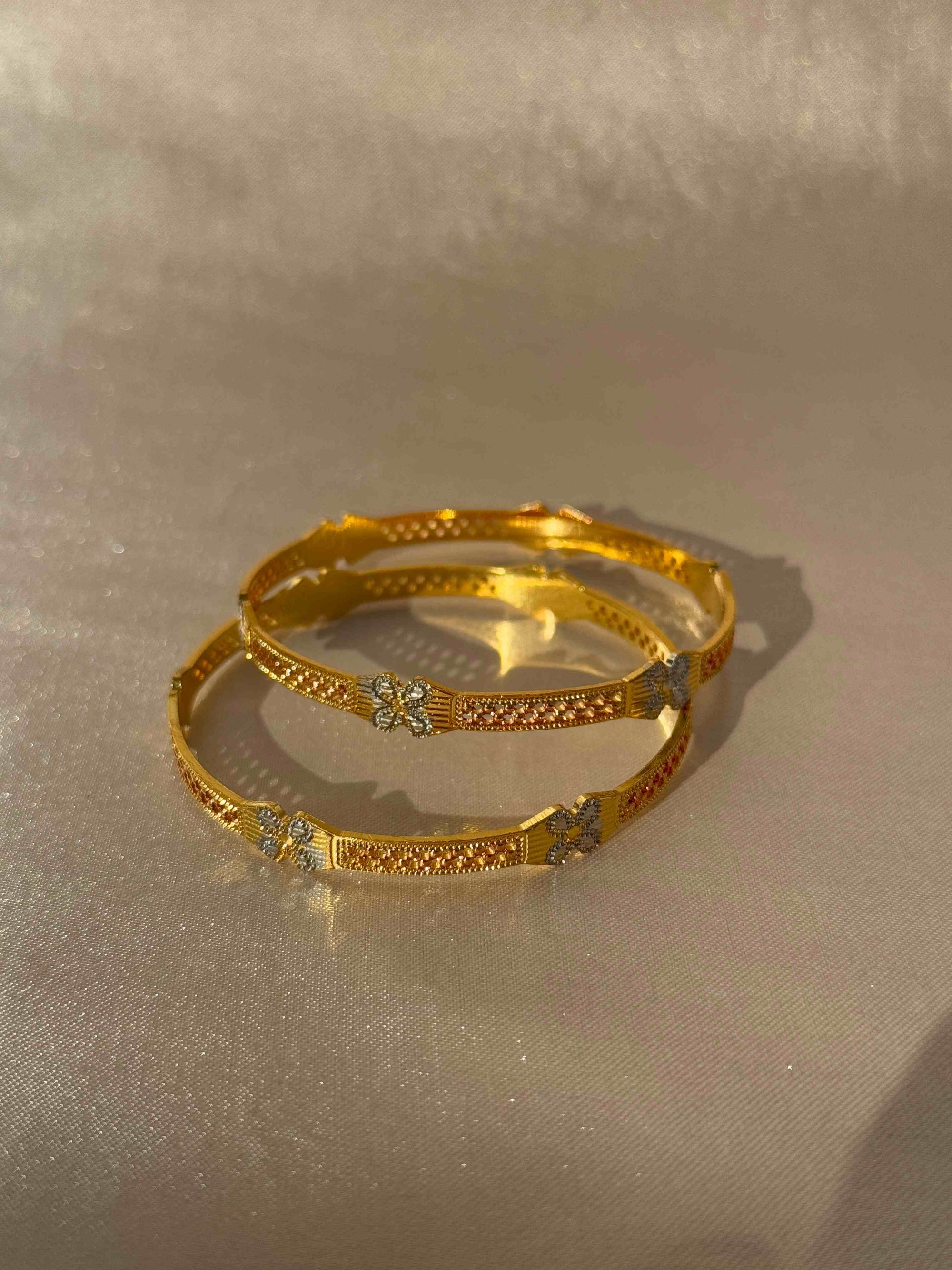 MICRO GOLD PLATED ANTI TARNISH BANGLES