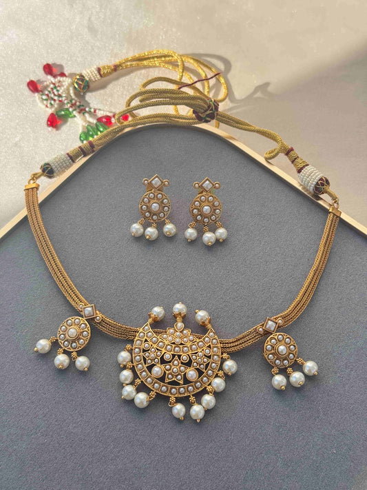 ANTIQUE GOLD PLATED CHOKER