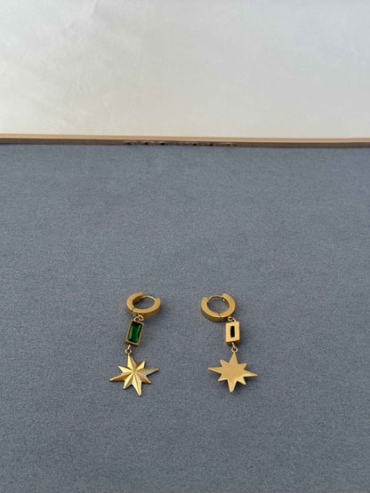 EMERALD 18K GOLD PLATED EARRINGS