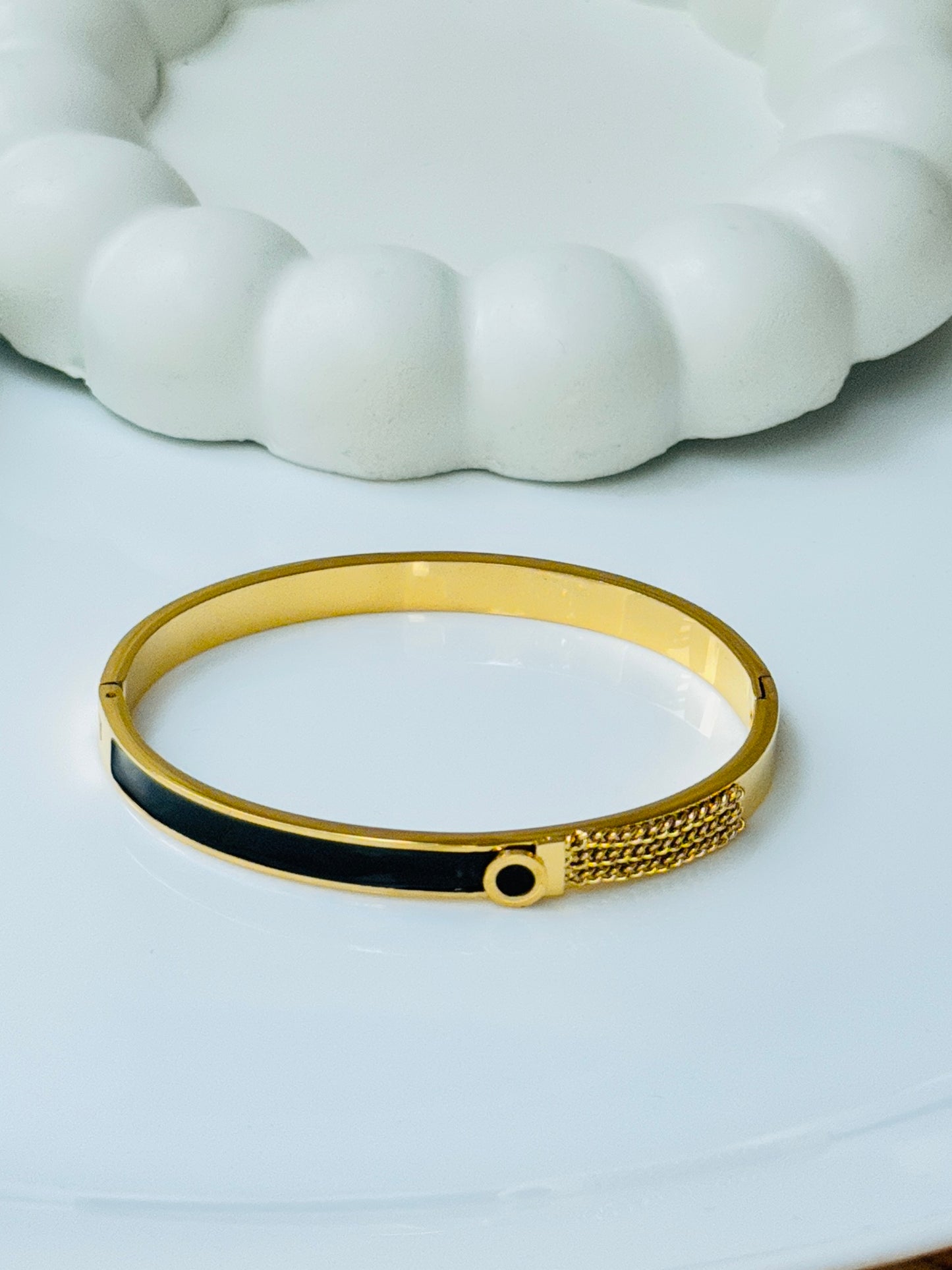 18K GOLD PLATED ANTI TARNISH BRACELET