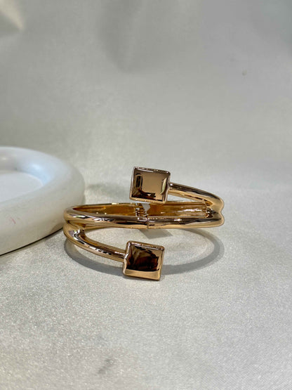 18K GOLD PLATED ANTI TARNISH BRACELET
