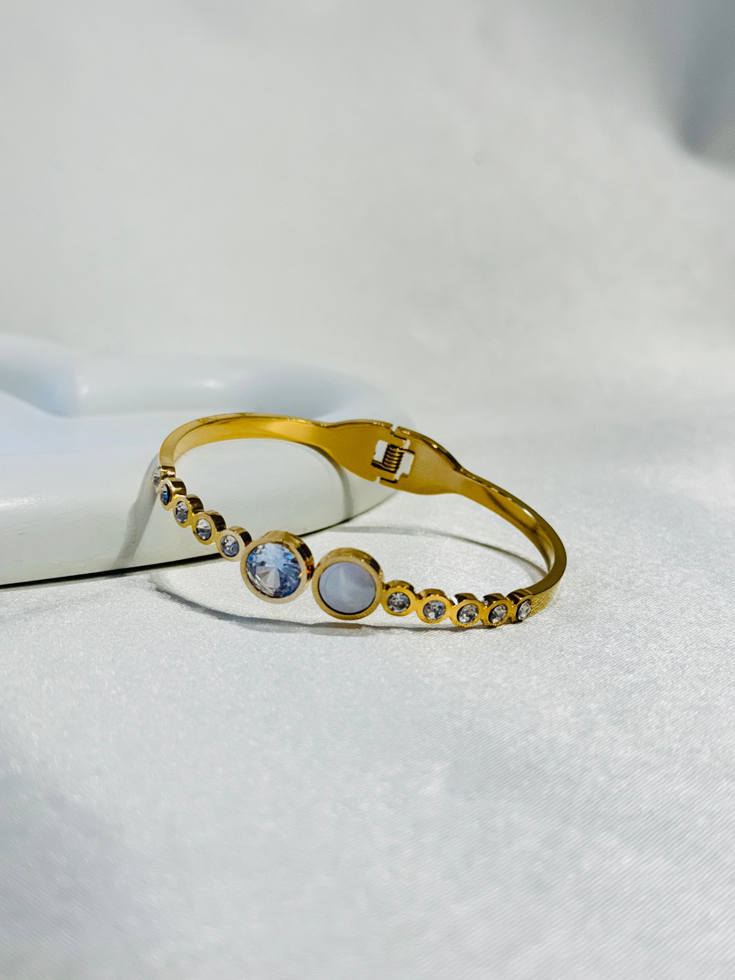 18K GOLD PLATED ANTI TARNISH BRACELET